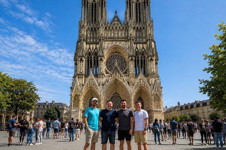 Visite privée d'une journée à Paris - Billets Louvre & Sainte Chapelle