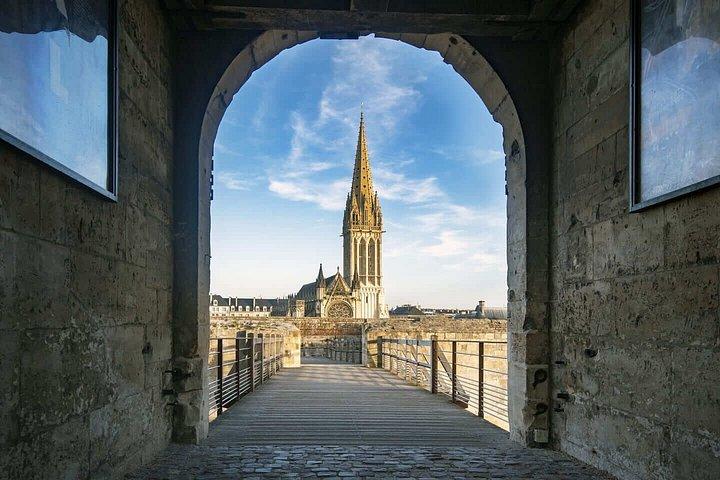 Bonjour Caen : Privé 2 - Heure Intro City Walk avec Guide Local