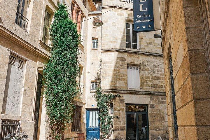 Bordeaux visite guidée historique gourmande en petit groupe