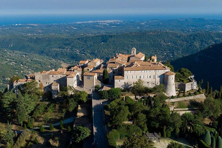 Visite partagée d'une journée en Provence et ses villages médiévaux au départ de Nice