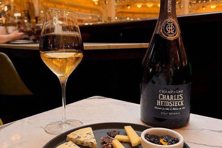 Dégustation de vins et fromages de Paris avec Sommelier