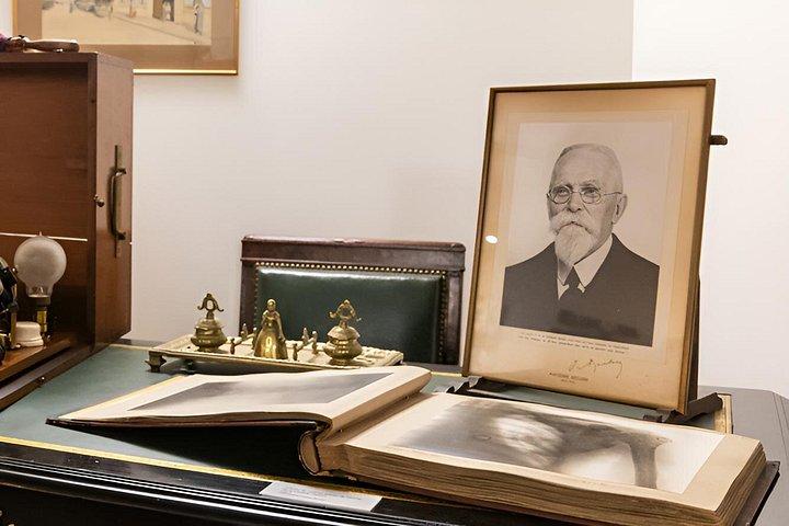 Visite guidée du Musée de la Radiologie