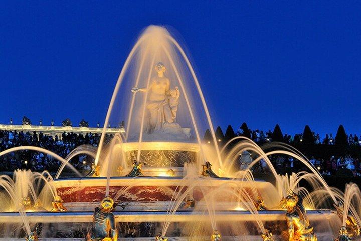 Visite privée du château de Versailles et des jardins avec champagne