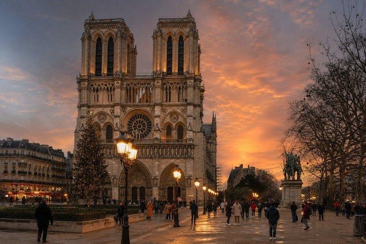 Notre-Dame Paris : Visite guidée intérieure avec accès réservé