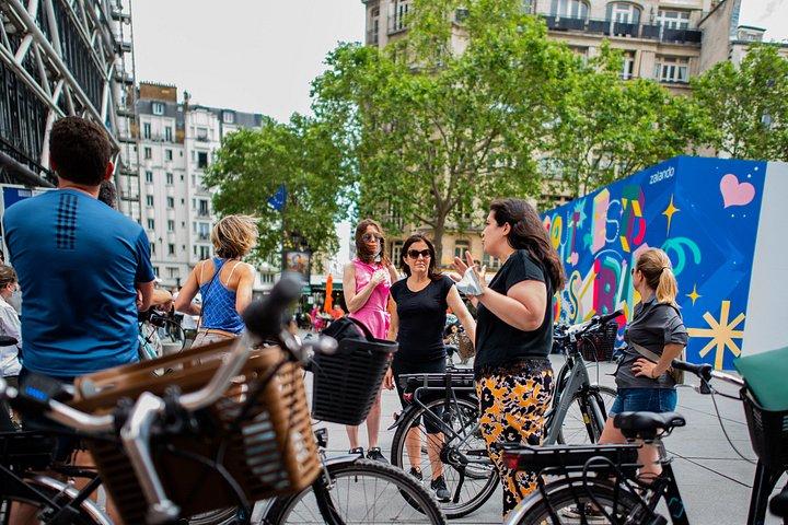 Explorez Paris lors d'une visite privée à vélo E