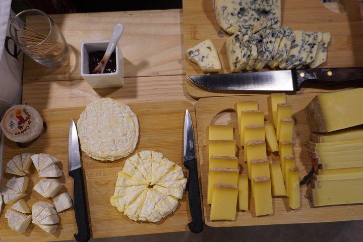 Lyon: atelier d'accord vins et fromages avec un sommelier