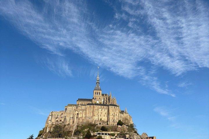 Visite du Mont Saint Michel en Range Rover Vintage au départ de Paris