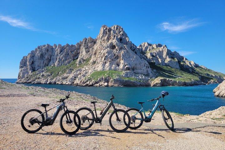 Visites guidées et Location de vélos à Marseille près des Calanques