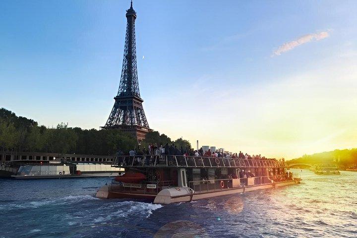 Croisière touristique Paris Seine avec commentaires par Bateaux