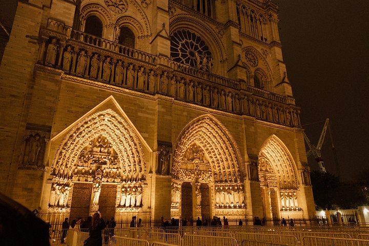Notre-Dame et le Paris Caché : Visite guidée à pied d'un local