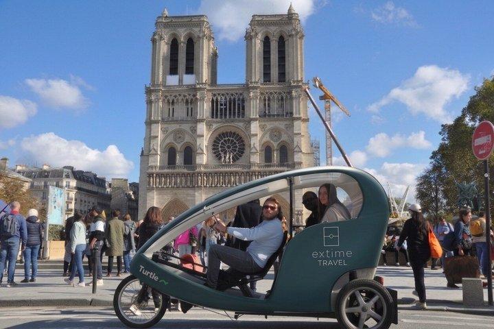 Visite privée de Saint-Germain-des-Prés en pédicab électrique