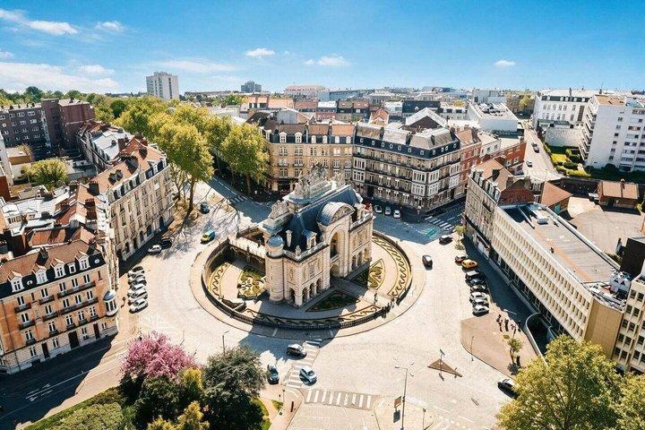 Bonjour Lille : Visite urbaine privée de 2 heures avec un guide local