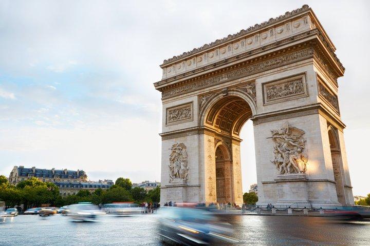 Paris 10 + Sites : Visite guidée à pied de Montmartre et du Sacré-Cœur