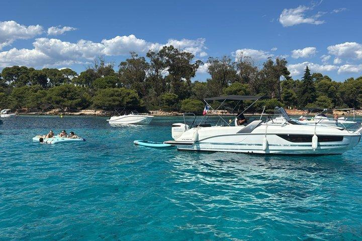 Tour en bateau privé Cap Antibes et Billionaires Bay