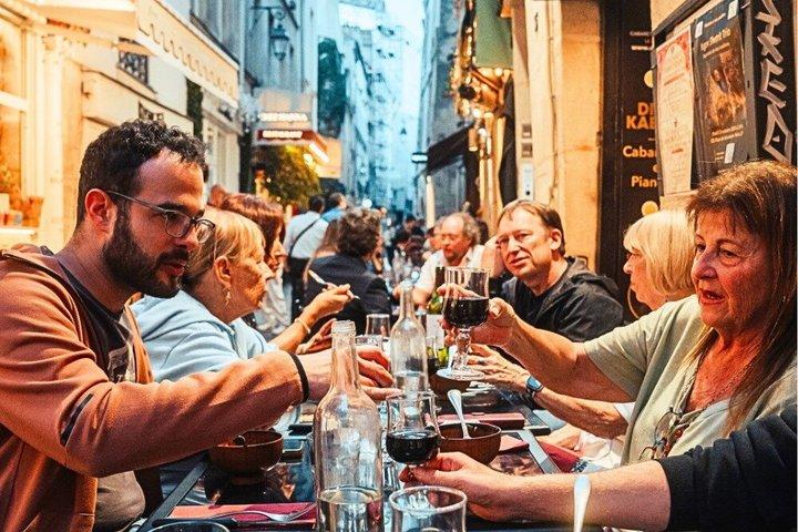 Visite gourmande du Marais à Paris avec vin : 10 dégustations et 6 arrêts