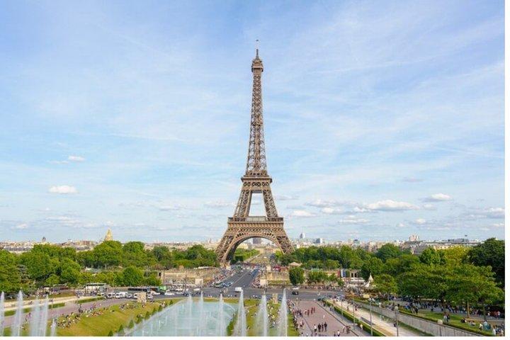 Expérience Paris 3 en 1 Tour de l'Eiffel, Croisière sur la Seine et Notre-Dame