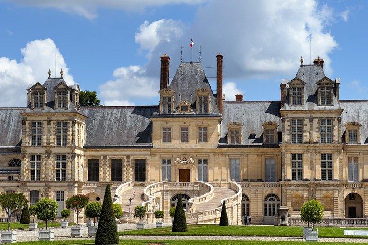 Palais de Fontainebleau et Village des artistes de Barbizon Petit groupe (2 - 4)