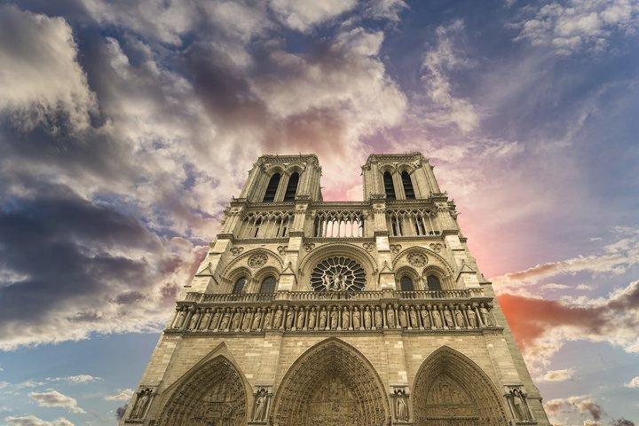 Entrée Notre-Dame avec application Audio Guide multilingue