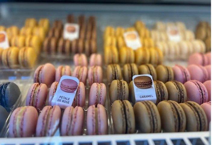 Visite guidée de Notre-Dame et macarons dans une pâtisserie parisienne
