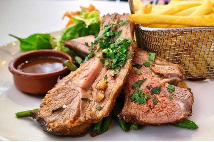 Visite guidée de Notre-Dame et déjeuner dans un restaurant parisien