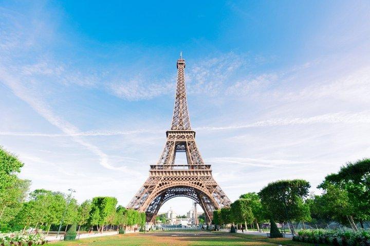 Visite guidée de la Tour Eiffel en montant les escaliers