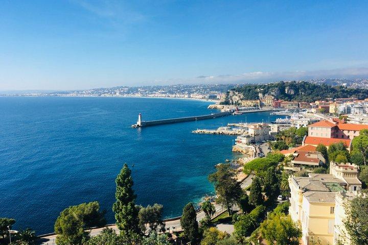 Guide touristique de la Côte d'Azur et chauffeur privé