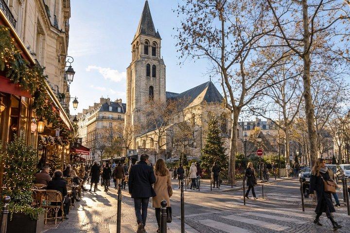Visite privée de Noël à Paris : Notre-Dame, Café et Pâtisserie française