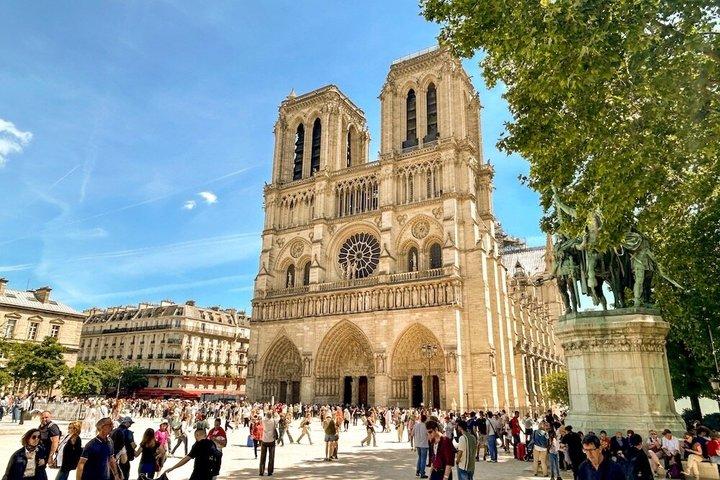 Le Berceau de Paris Explorez les Secrets de l'Île de la Cité