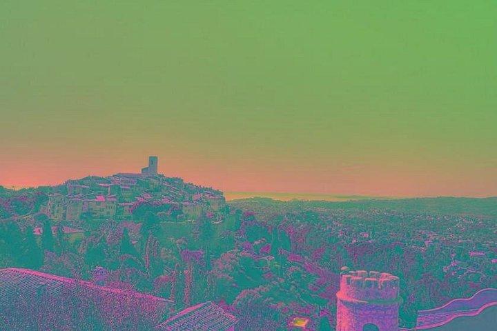 Visite d'une demi-journée, en petit groupe, à Saint-Paul-de-Vence, Antibes et Cannes, au départ de Nice