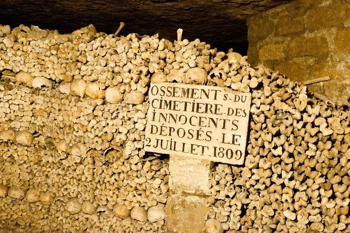 Visite des catacombes de Paris avec accès VIP aux zones restreintes