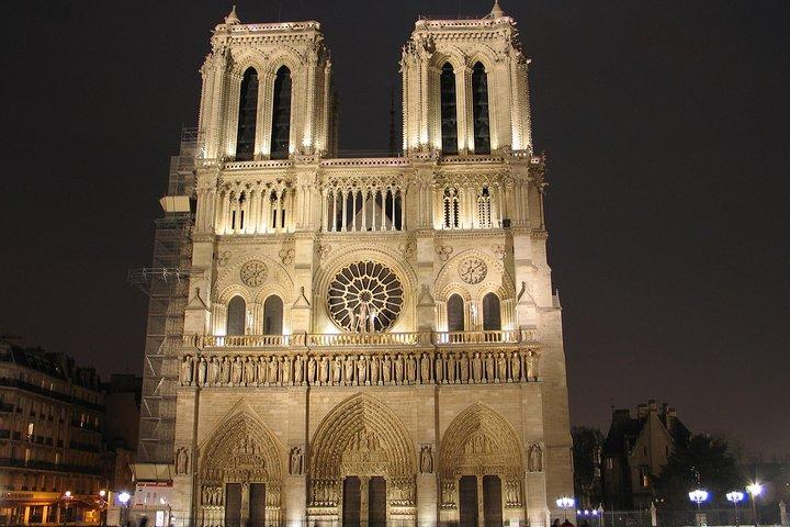 Paris by night Visite privée à pied