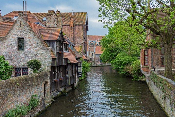 Excursion privée d'une journée à Bruges au départ de Paris avec un local