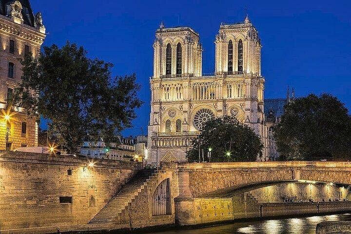 Visite privée d'illumination à Paris avec prise en charge à l'hôtel du dîner indien