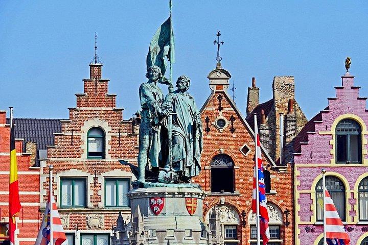 Excursion d'une journée en petit groupe à Bruges au départ de Paris en minibus