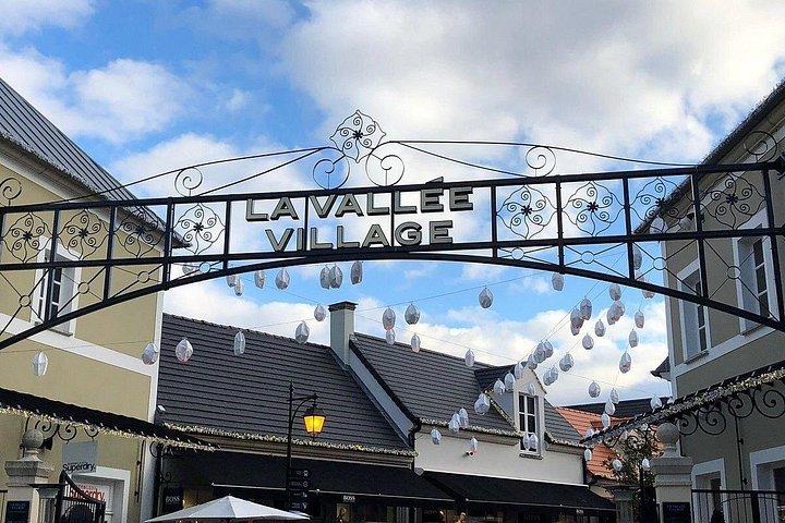 Journée shopping à la Vallée Village depuis Paris