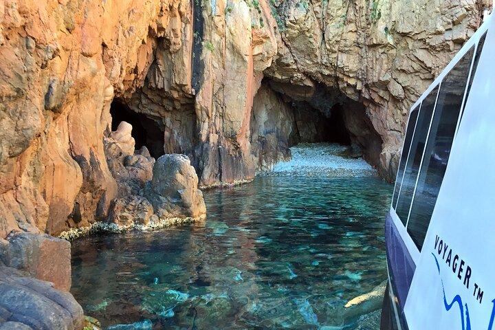 Après midi à Scandola et calanques de Piana avec arrêt à Girolata