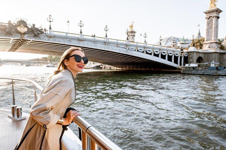 Visite à pied de la vieille ville de Paris et croisière sur la Seine