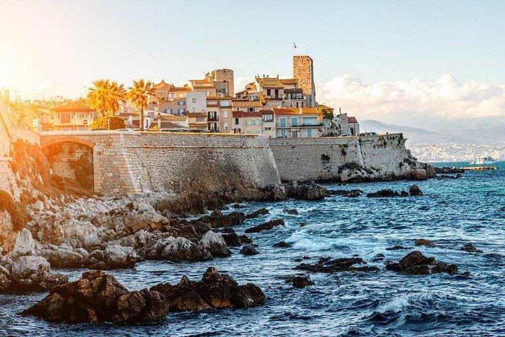 Visite guidée partagée d'une demi-journée à Cannes et Antibes