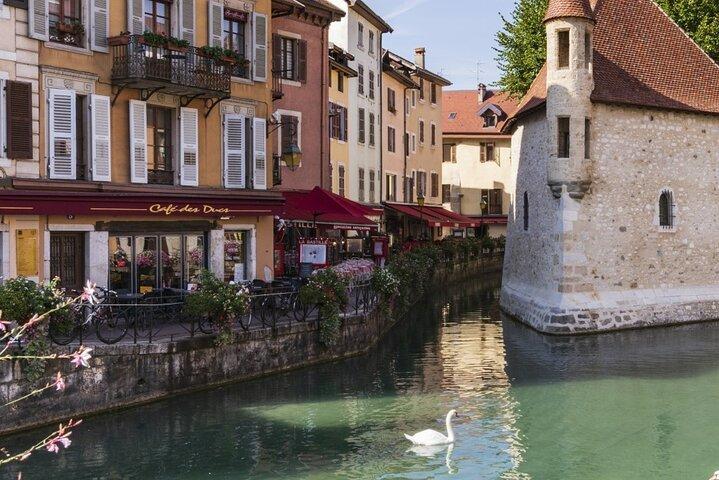 Visite d’Annecy et traversée des Aravis depuis Chamonix