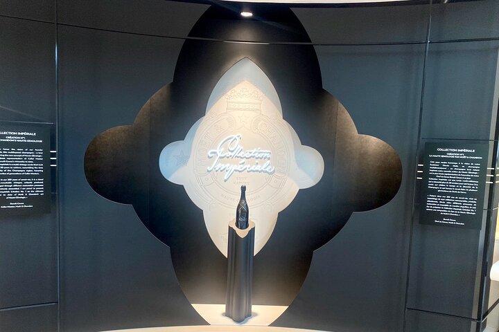 DeLuxe DOM PERIGNON Champagne Dégustations Caves voyage au départ de Paris