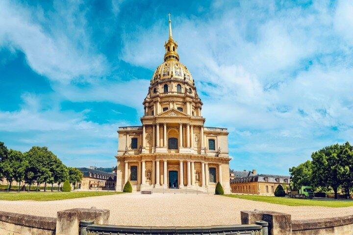 Explorez la visite à pied libre de Napoléon avec une APP