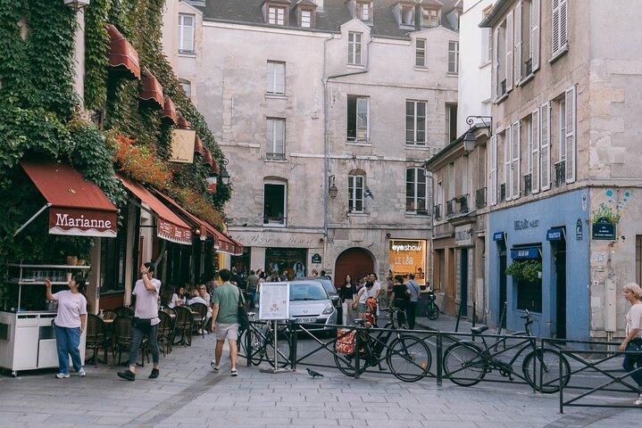 Saveurs du Marais Visite guidée à pied avec dégustations locales