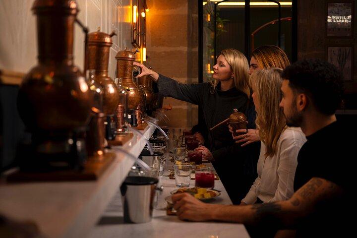 Atelier de Distillation de Gin à Paris en Français