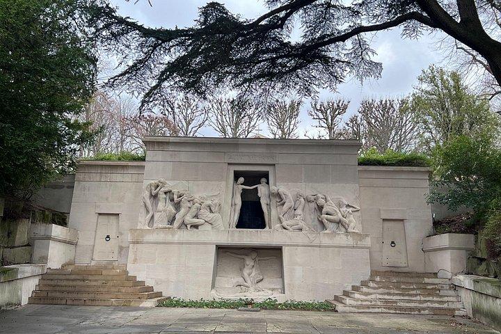 Paris : Visite guidée à pied du cimetière du Père Lachaise