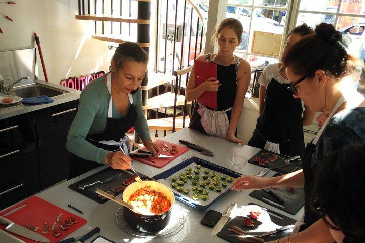 Cours de cuisine Française à Nice avec visite du marché et menu complet