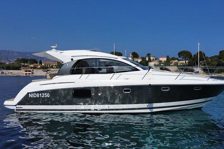 Croisière en yacht Prestige 38 sur la Côte d'Azur