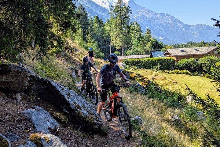Location de VTT électrique Chamonix pour Scenic Adventures