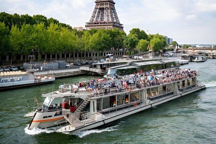 Billet flexible pour une croisière sur la Seine avec audioguide multilingue