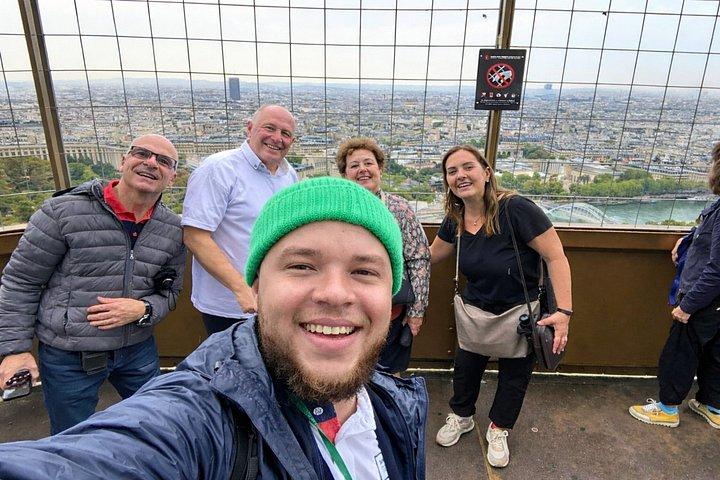 Visite guidée de la Tour Eiffel avec option sommet et croisière sur la Seine