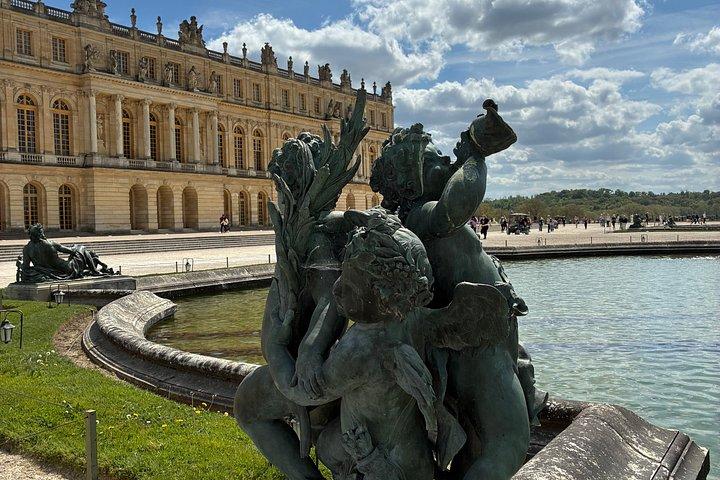 Versailles visite guidée Jardins Trianon et entrée au Château